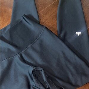 ALO Yoga Black Leggings